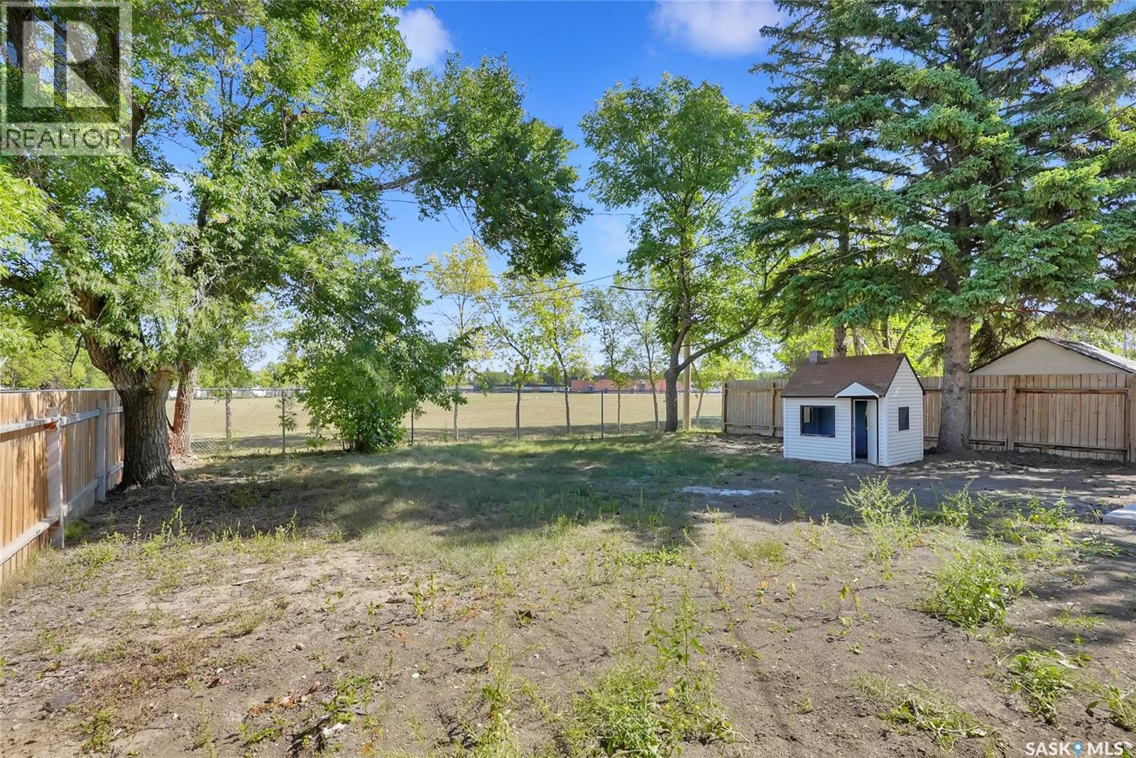 Photo 42 of 1143 13 Th Avenue Nw, Moose Jaw SK