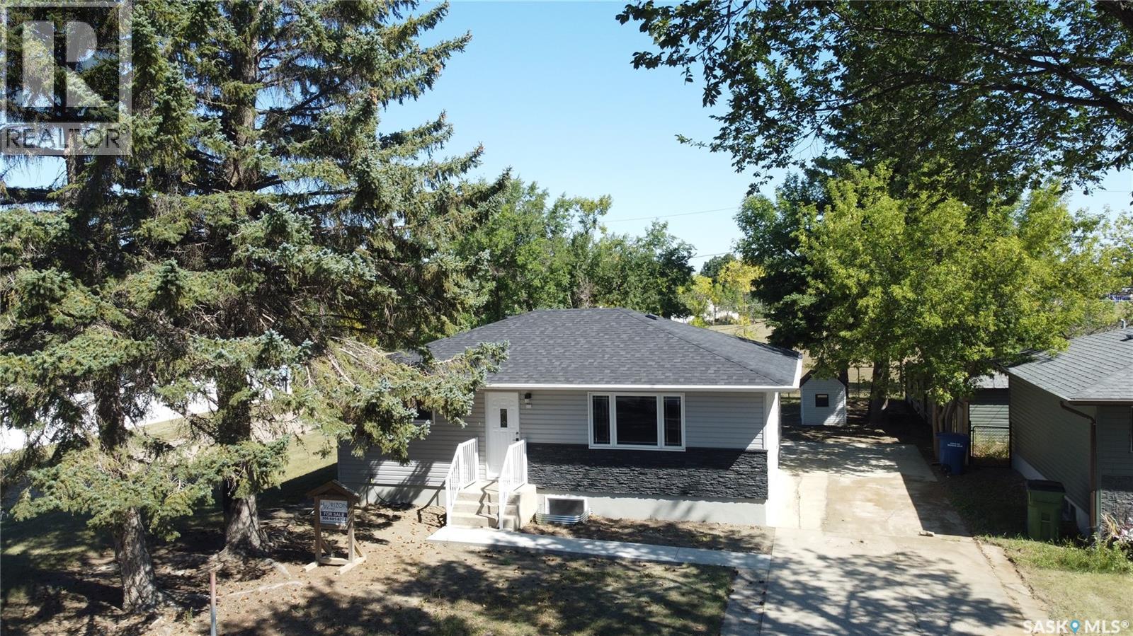 Photo 45 of 1143 13 Th Avenue Nw, Moose Jaw SK