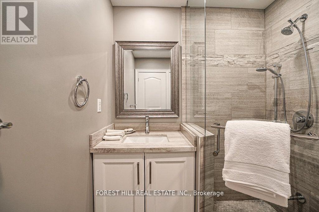 Photo 40 of 160 Banbury Road, Toronto ON