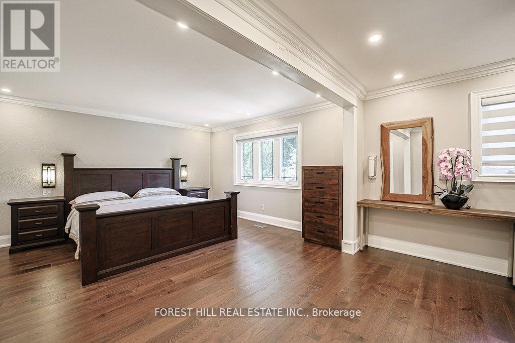 Photo 21 of 160 Banbury Road, Toronto ON