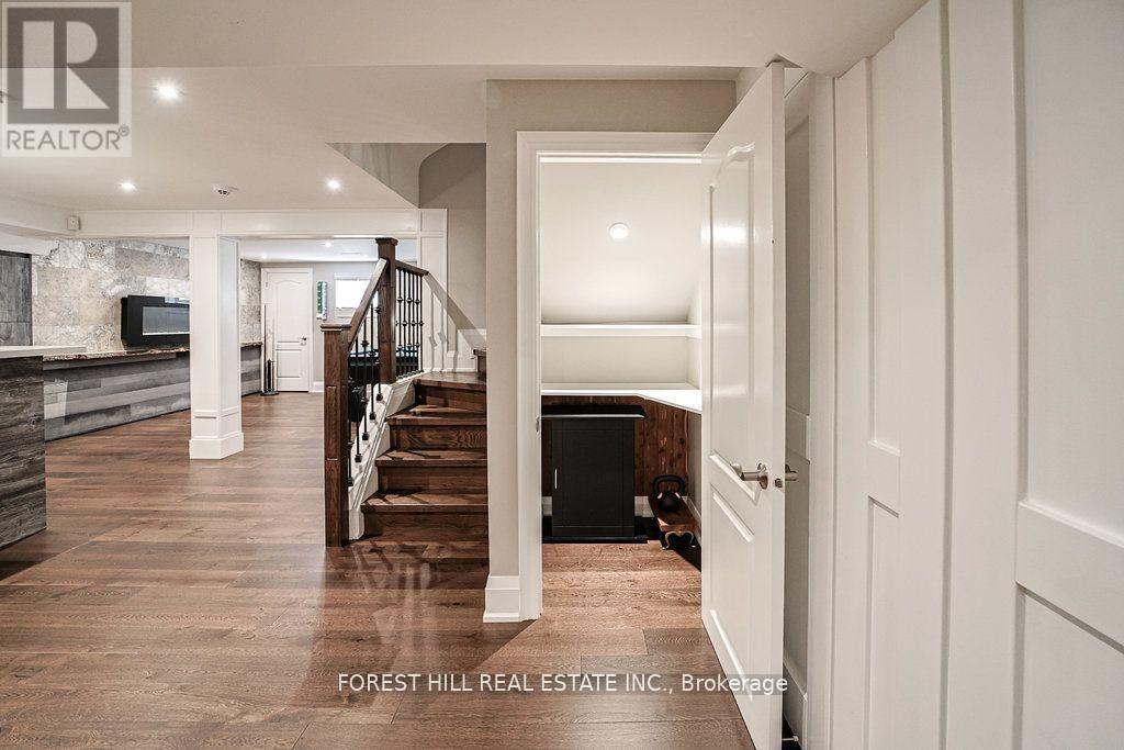 Photo 48 of 160 Banbury Road, Toronto ON