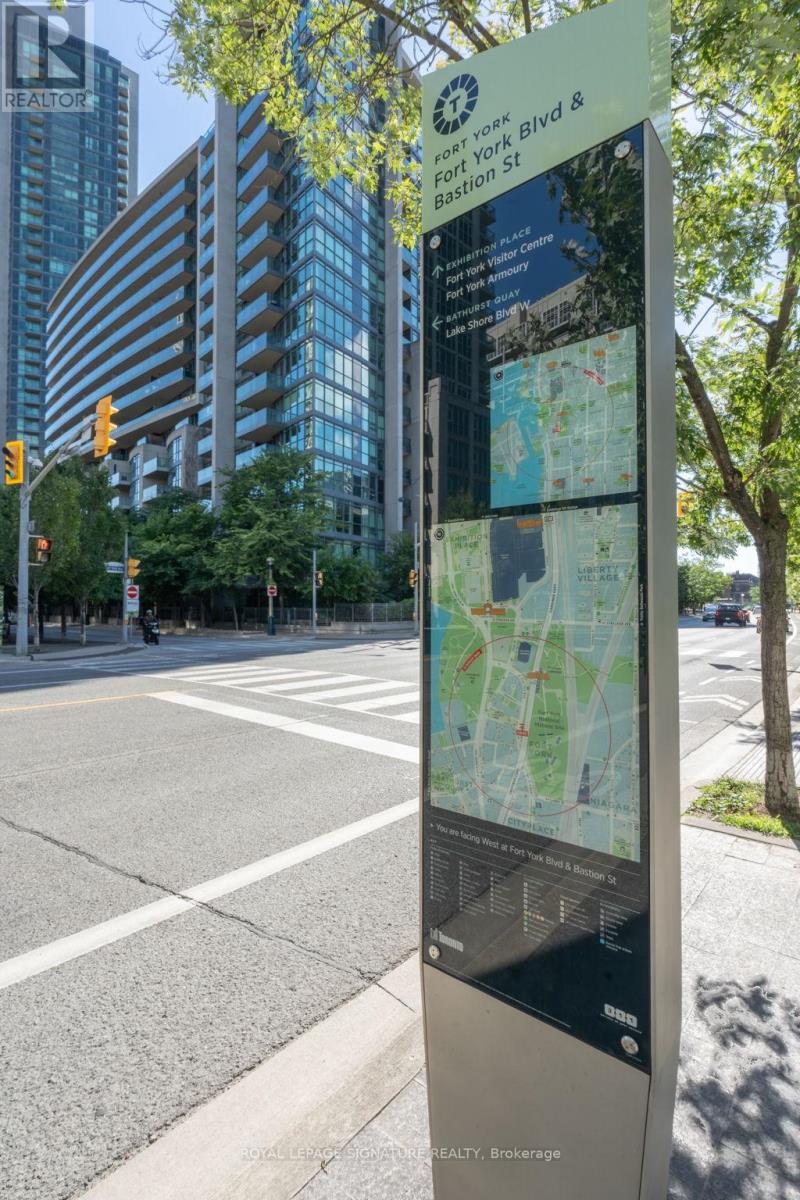Photo 1 of 884 209 Fort York Boulevard, Toronto ON