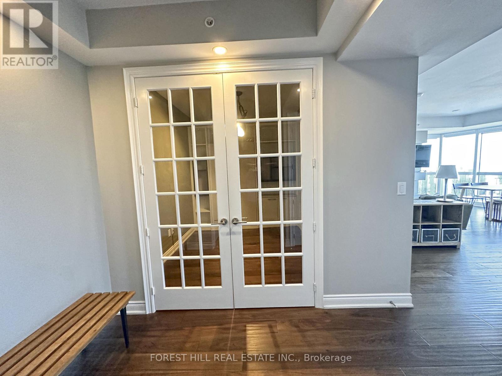 Photo 2 of 6410 388 Yonge Street, Toronto ON