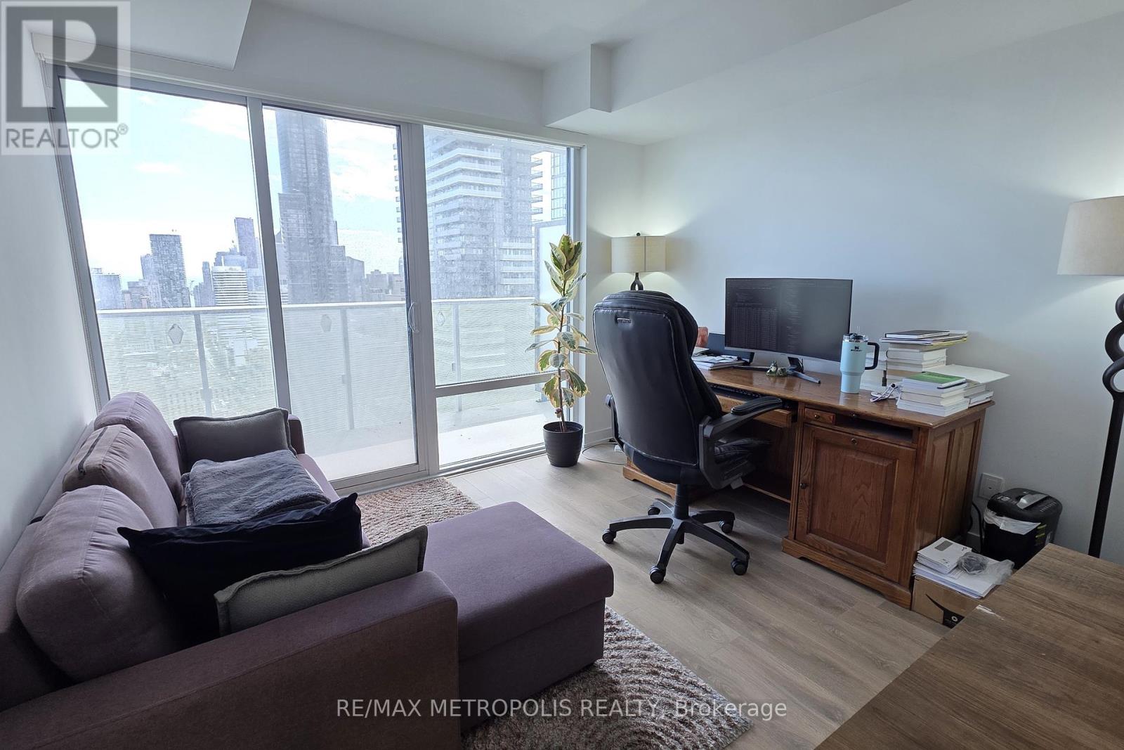 Photo 1 of 4110 501 Yonge Street, Toronto ON