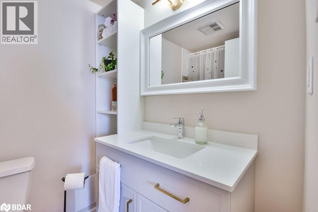 Photo 35 of 181 Collier Street Unit 307, Barrie ON