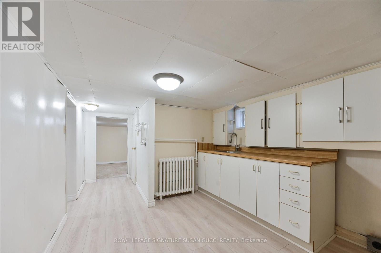Photo 14 of 2747 St Clair Avenue E, Toronto ON