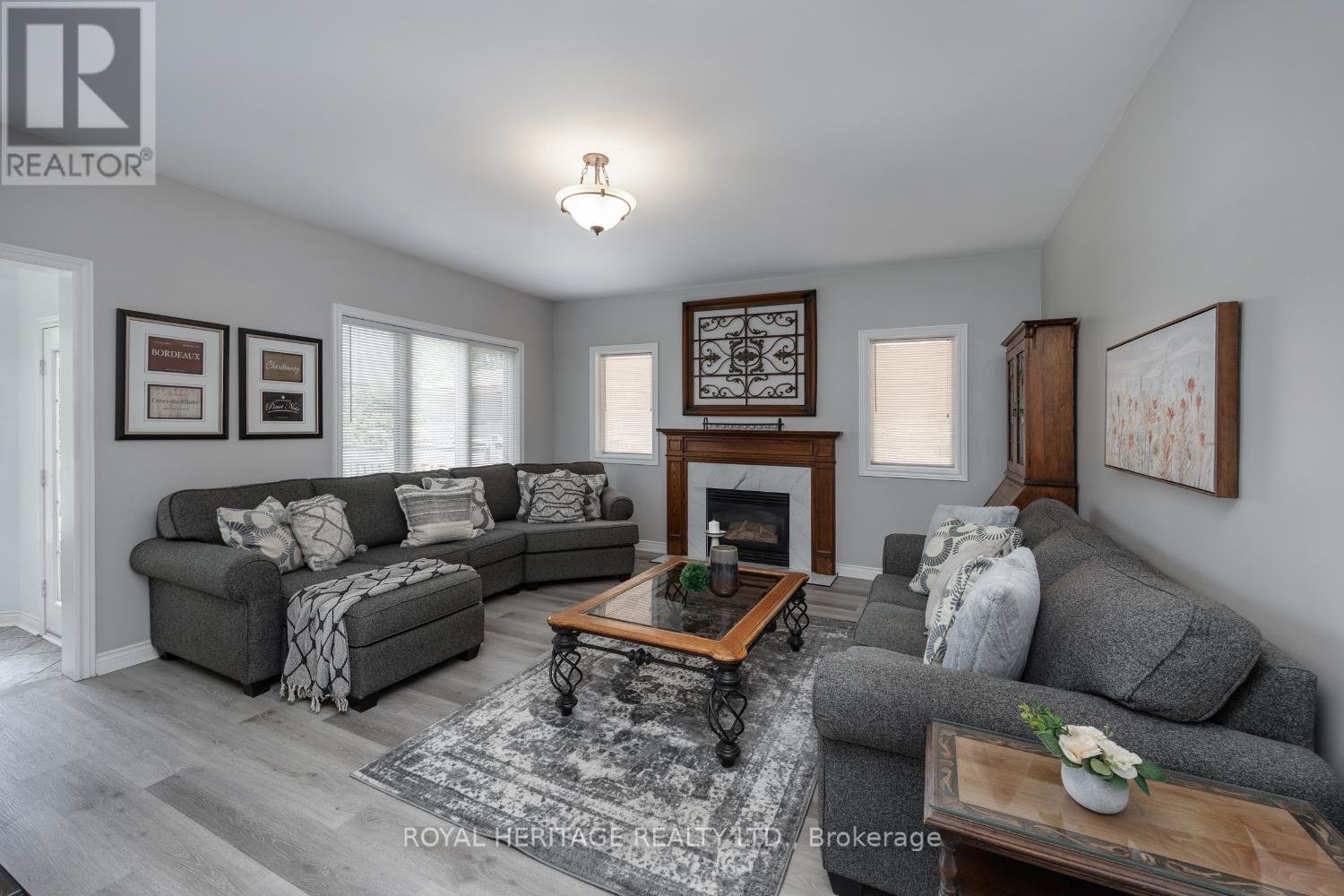 Photo 24 of 6 Strickland Drive, Ajax ON
