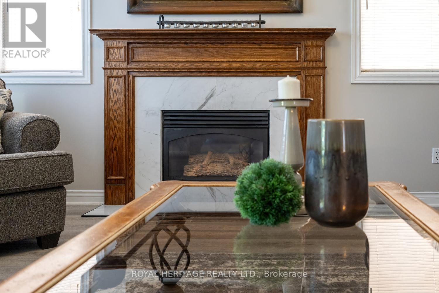 Photo 13 of 6 Strickland Drive, Ajax ON