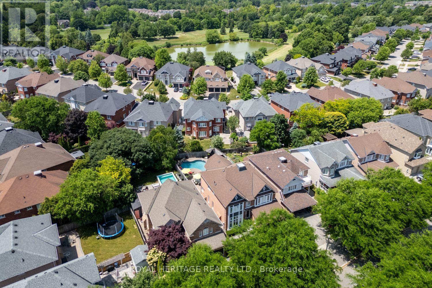 Photo 15 of 6 Strickland Drive, Ajax ON