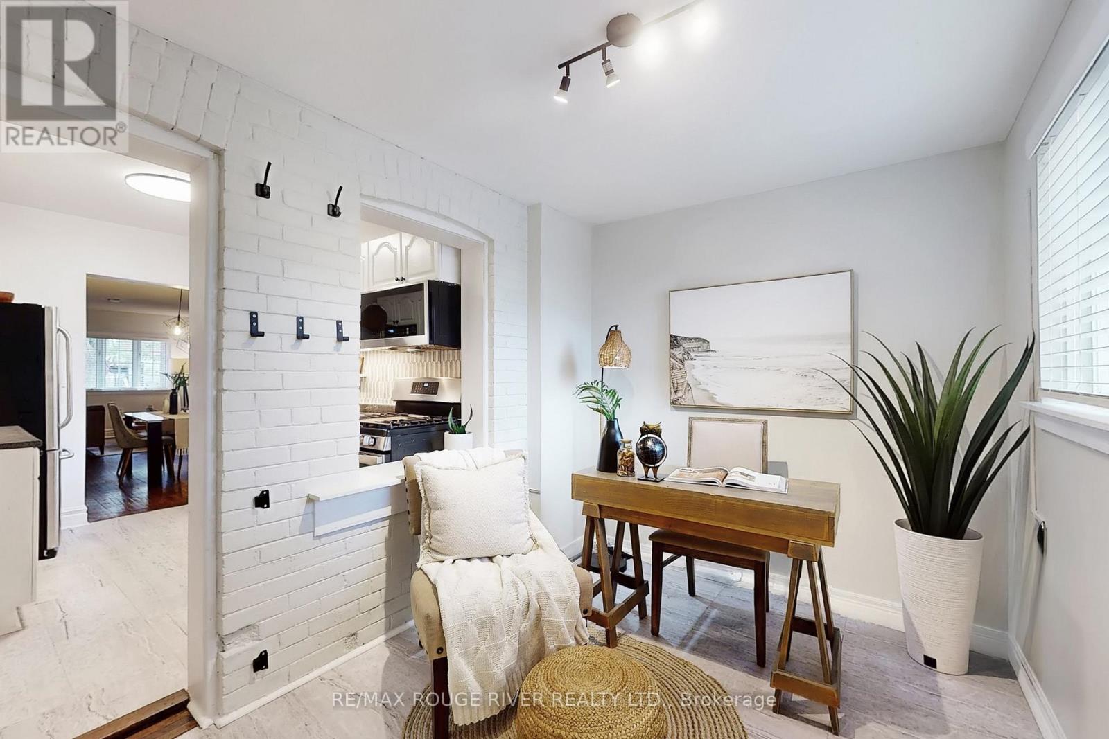 Photo 14 of 512 Main Street, Toronto ON