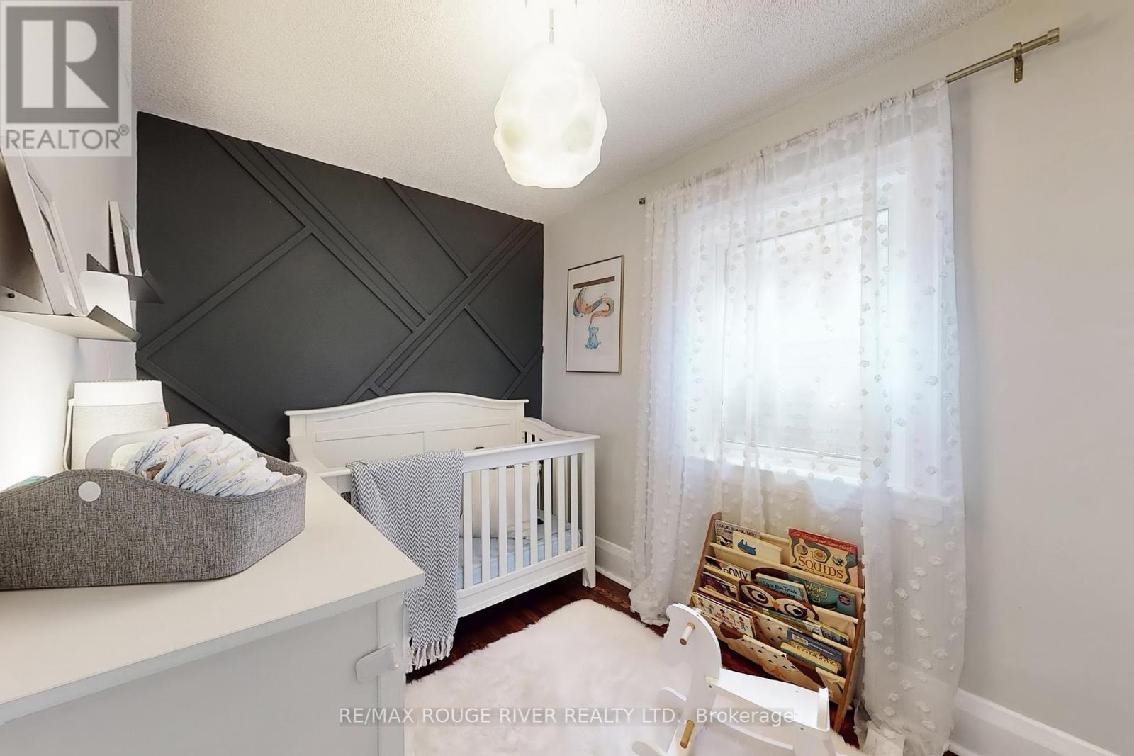 Photo 21 of 512 Main Street, Toronto ON