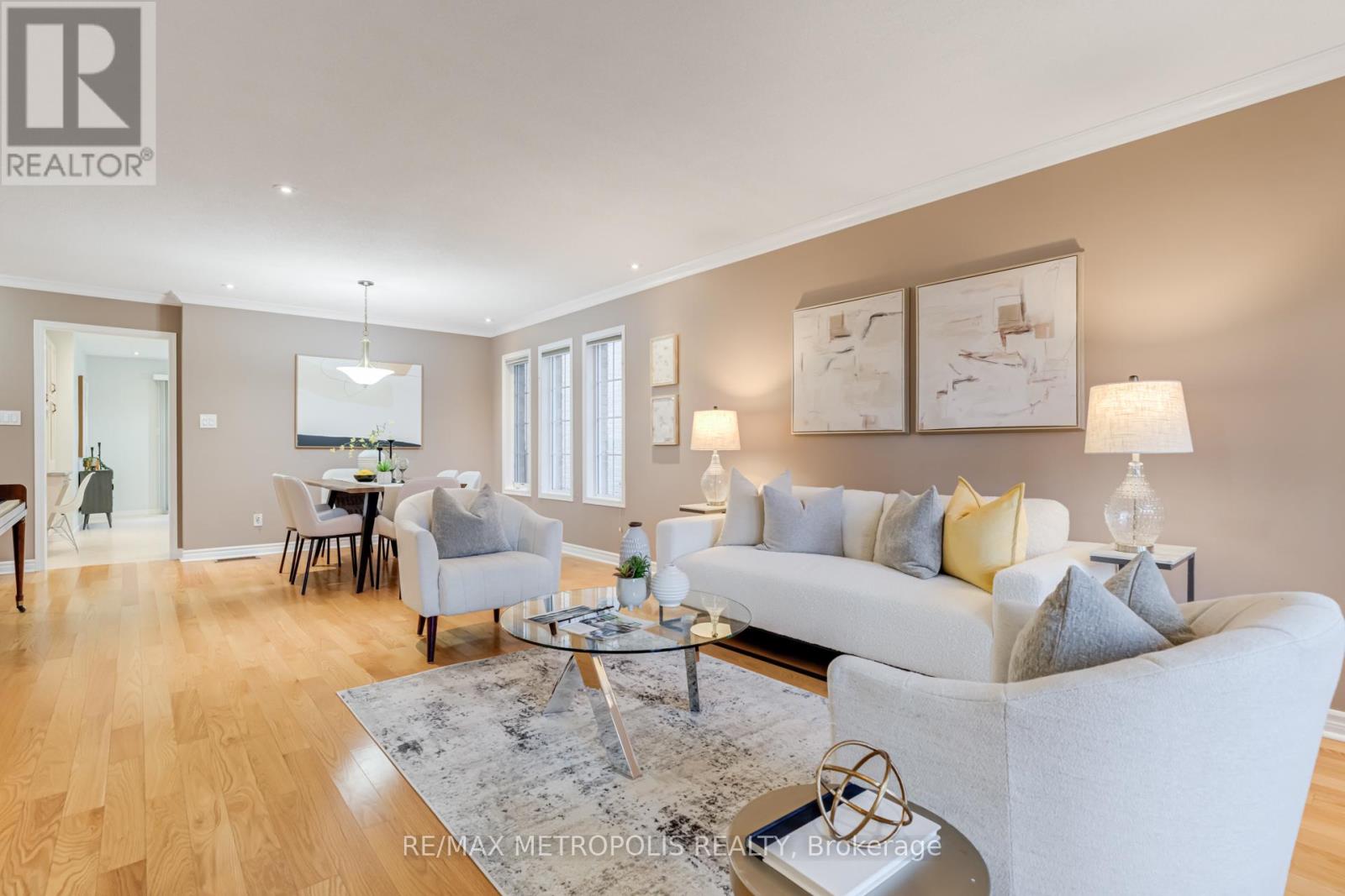 Photo 40 of 564 Blackwood Boulevard, Oshawa ON