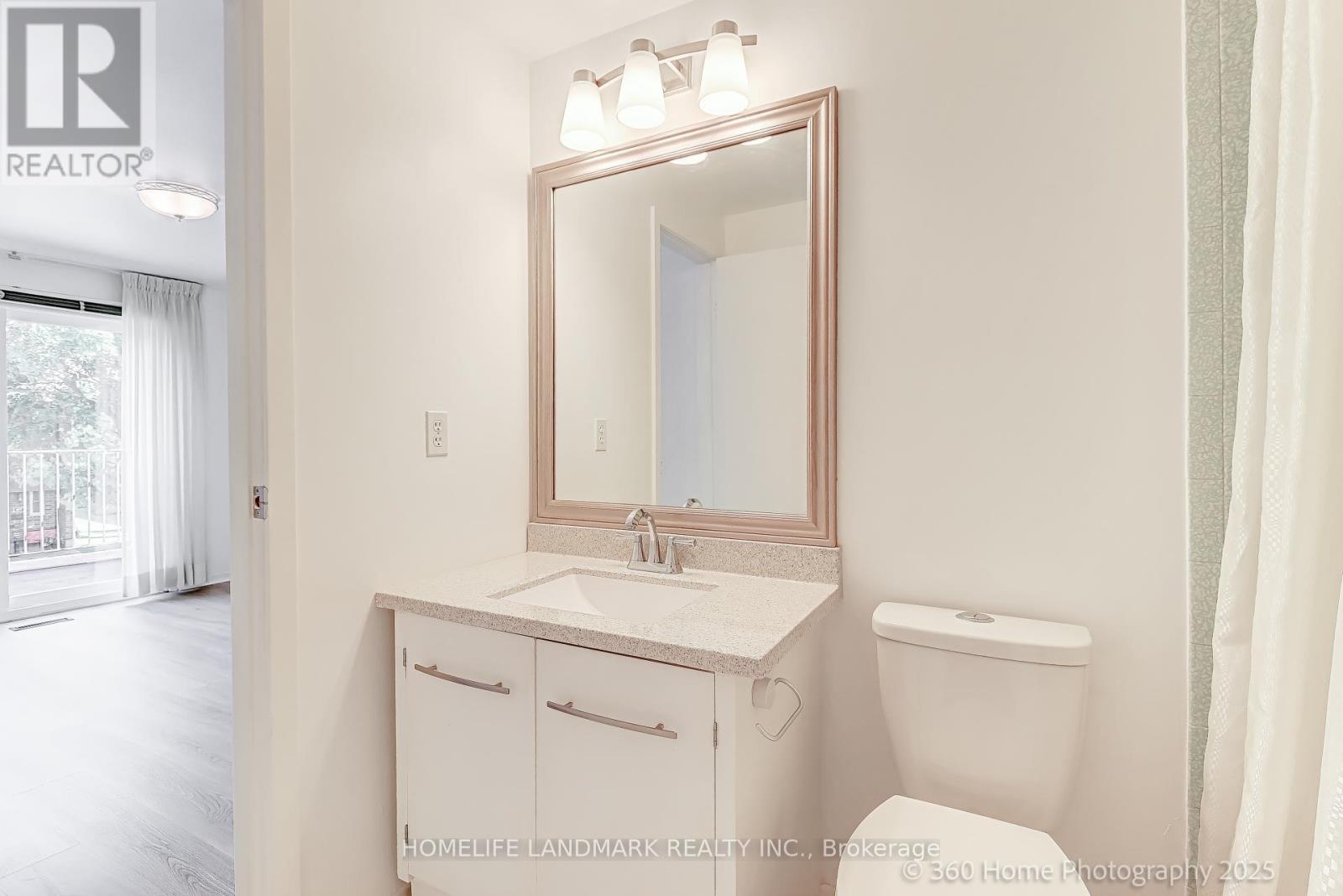 Photo 13 of 133 Huntingdale Boulevard, Toronto ON
