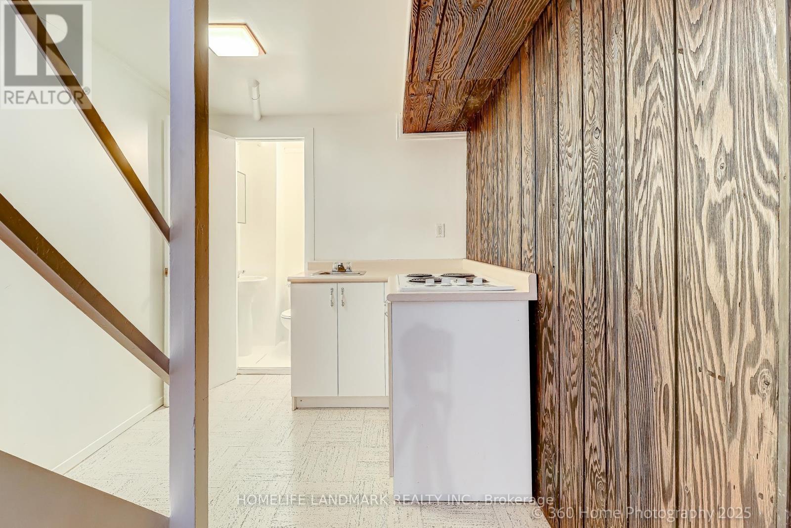 Photo 12 of 133 Huntingdale Boulevard, Toronto ON