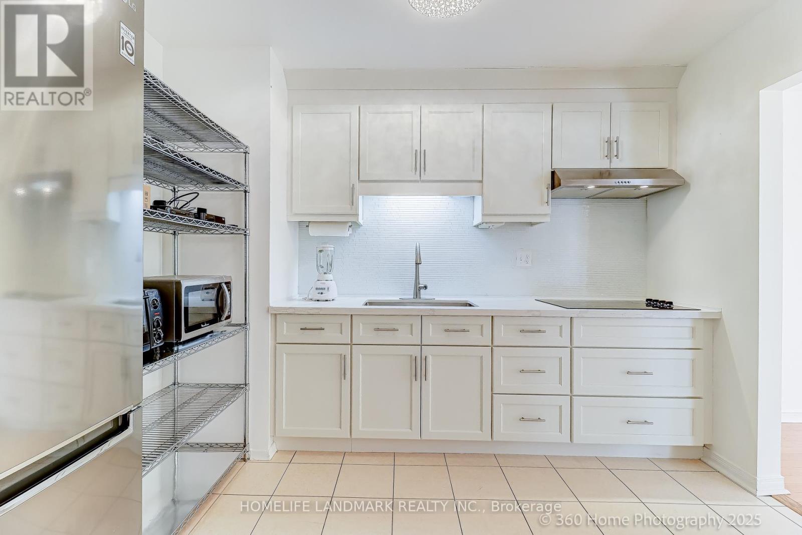 Photo 18 of 133 Huntingdale Boulevard, Toronto ON