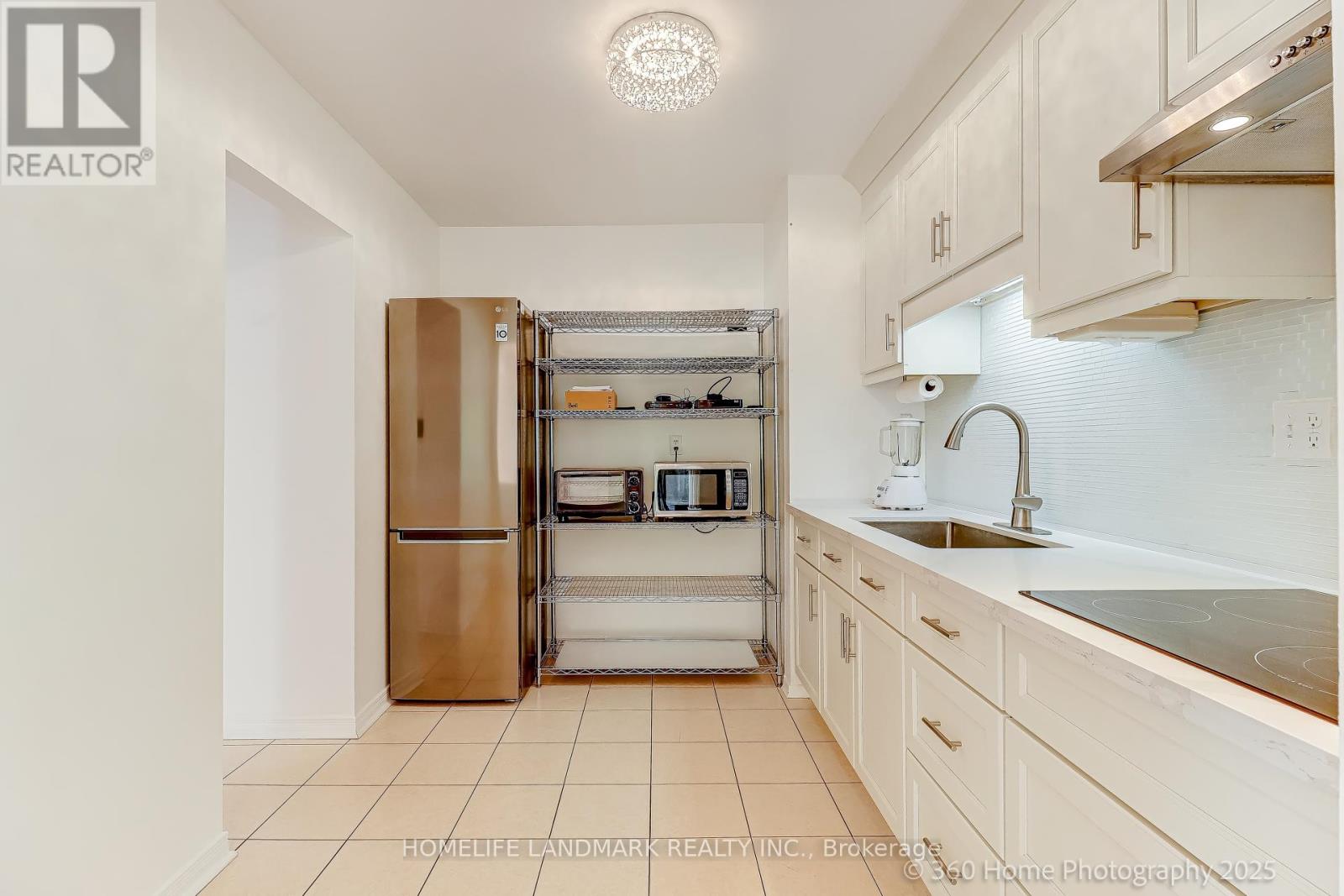 Photo 3 of 133 Huntingdale Boulevard, Toronto ON
