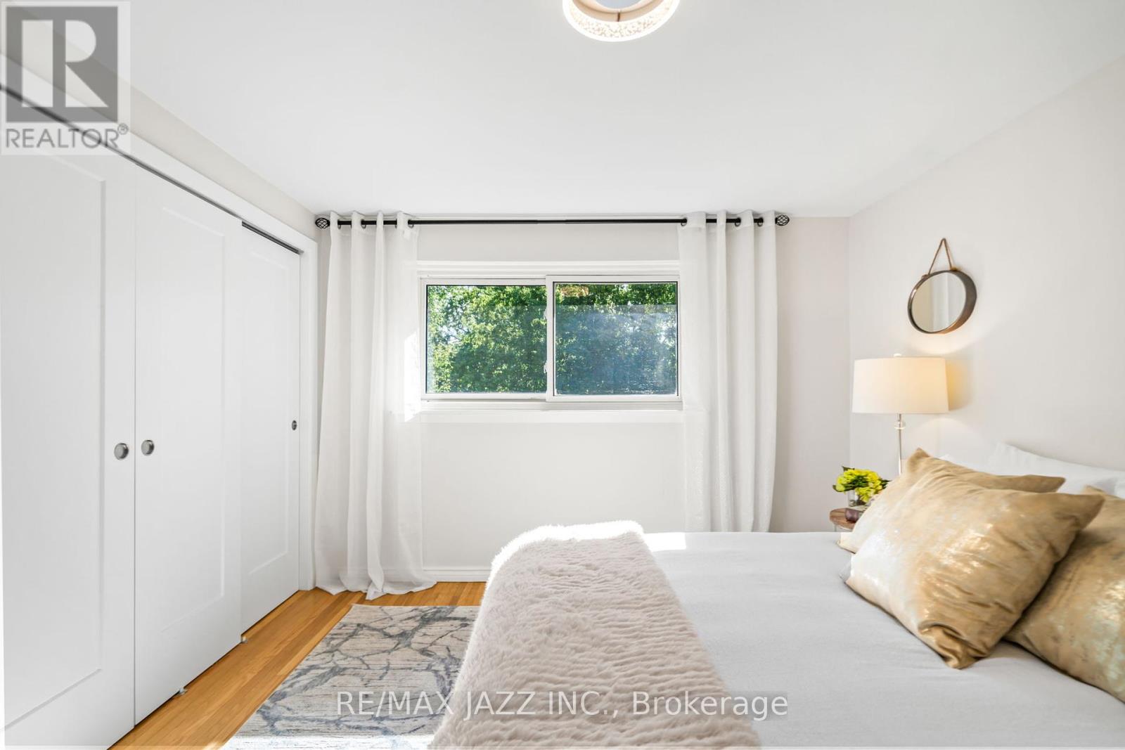 Photo 34 of 230 Lorindale Drive, Oshawa ON