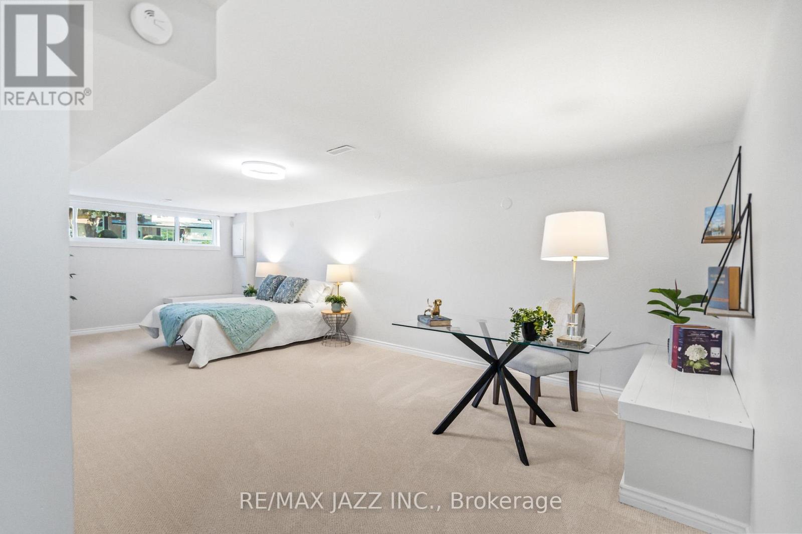 Photo 40 of 230 Lorindale Drive, Oshawa ON