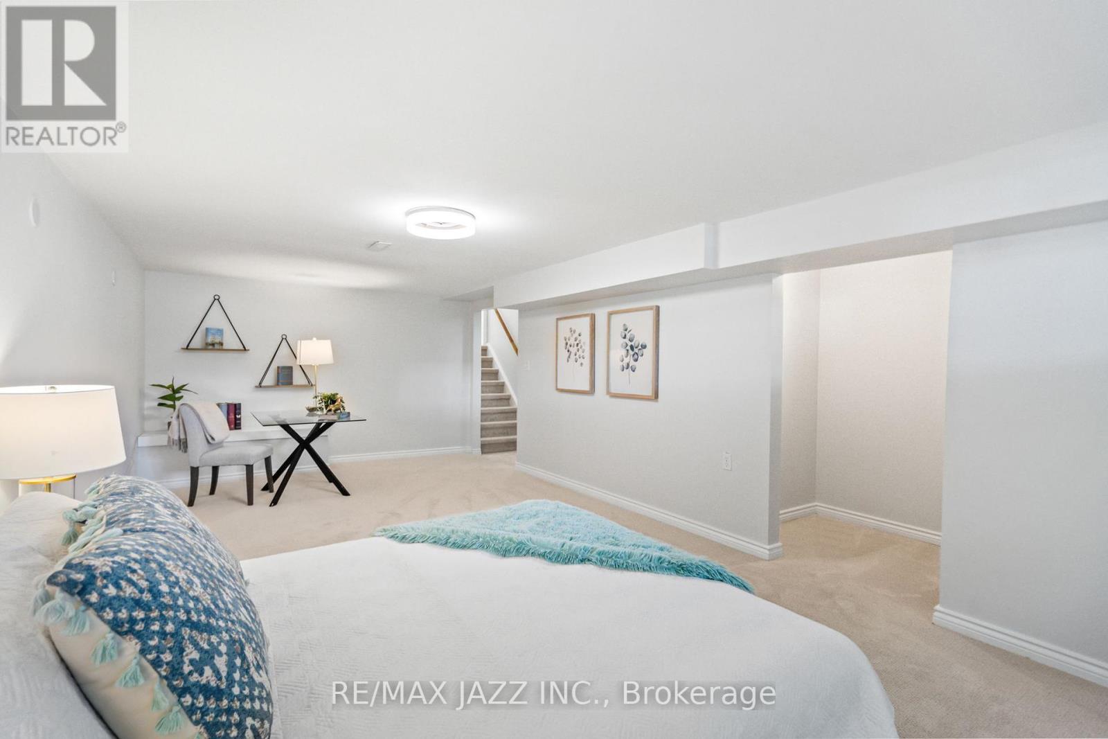 Photo 41 of 230 Lorindale Drive, Oshawa ON