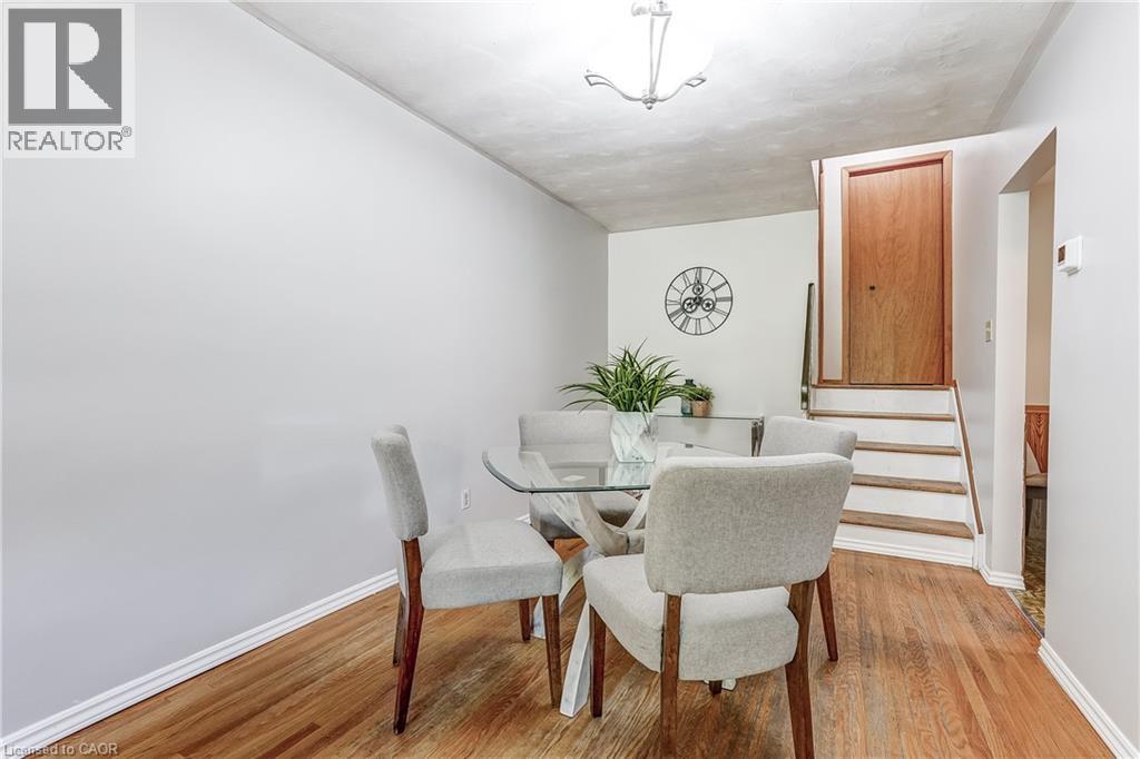 Photo 10 of 63 1 2 Eastbury Drive, Hamilton ON