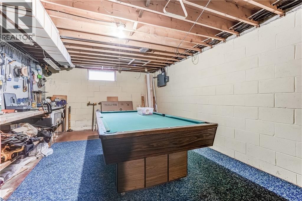 Photo 29 of 63 1 2 Eastbury Drive, Hamilton ON
