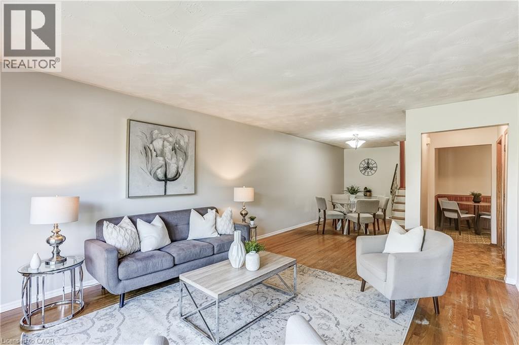 Photo 3 of 63 1 2 Eastbury Drive, Hamilton ON