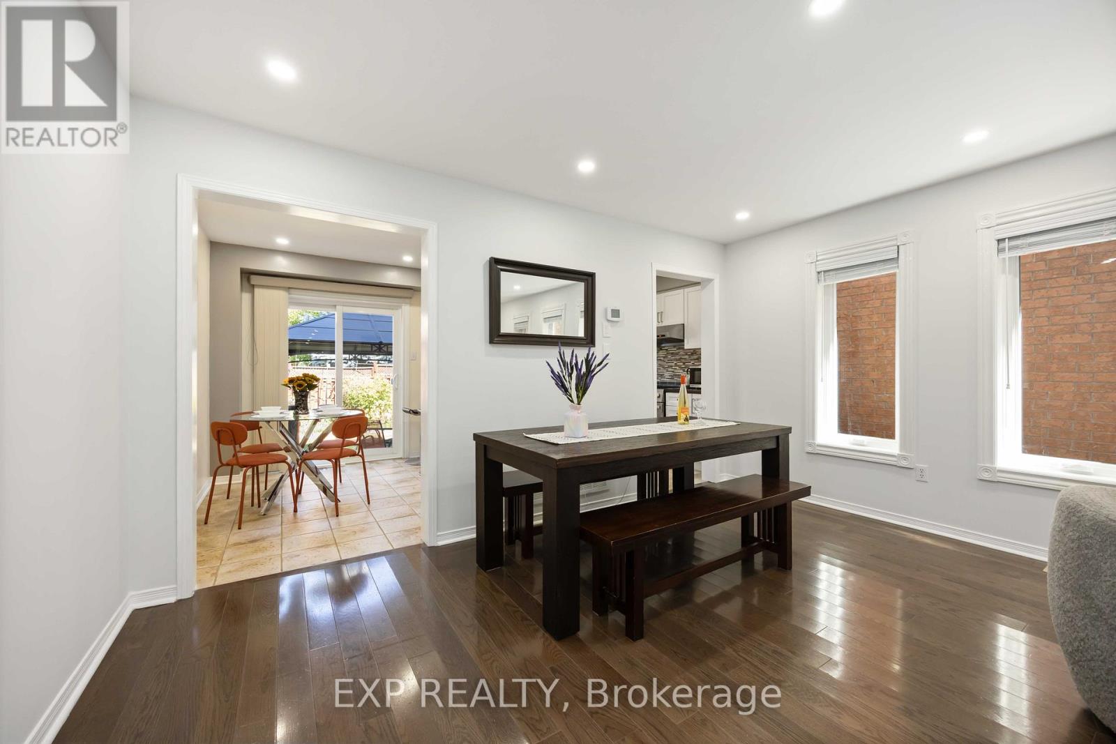 Single Family House for Sale in  SASSAFRAS CIRCLE Vaughan (Patterson) 