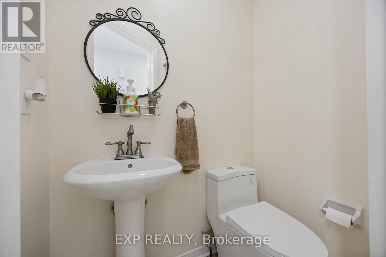 Single Family House for Sale in  SASSAFRAS CIRCLE Vaughan (Patterson) 