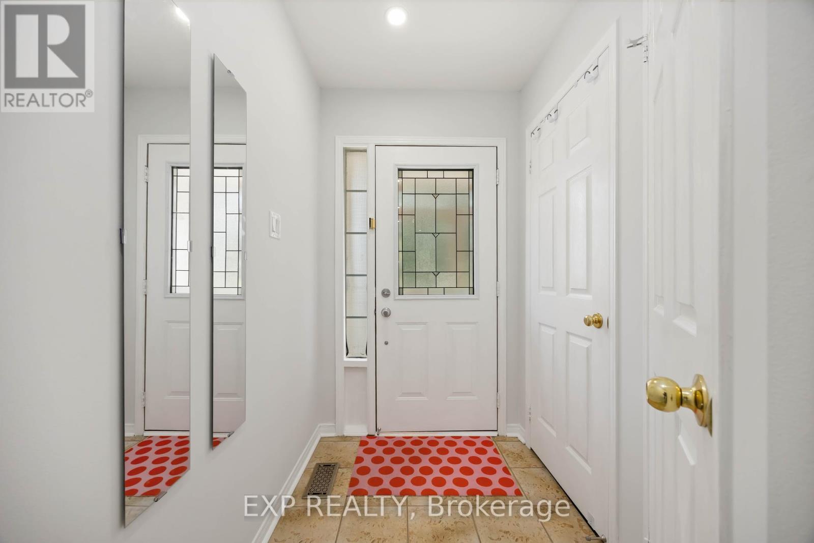 Single Family House for Sale in  SASSAFRAS CIRCLE Vaughan (Patterson) 