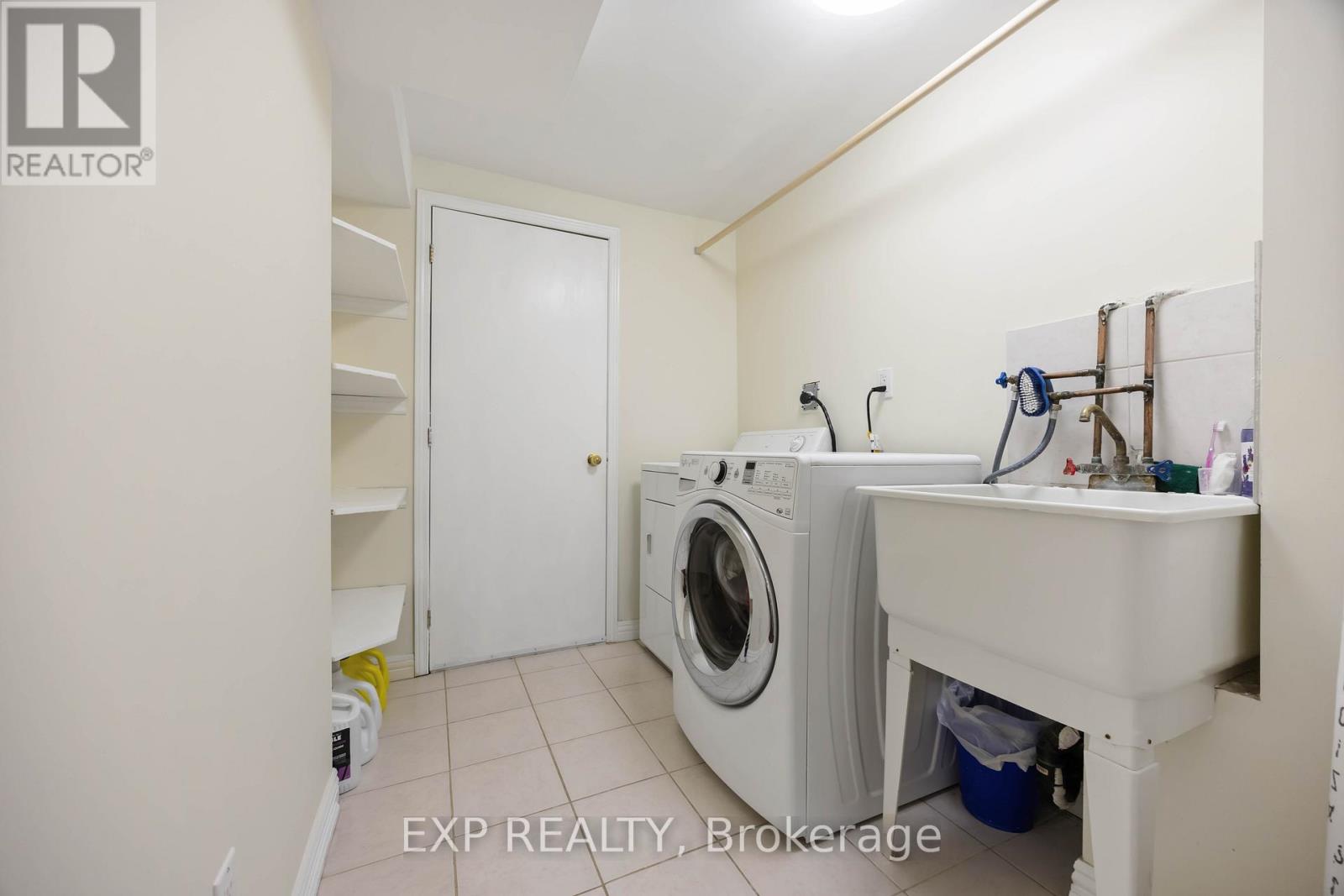 Single Family House for Sale in  SASSAFRAS CIRCLE Vaughan (Patterson) 