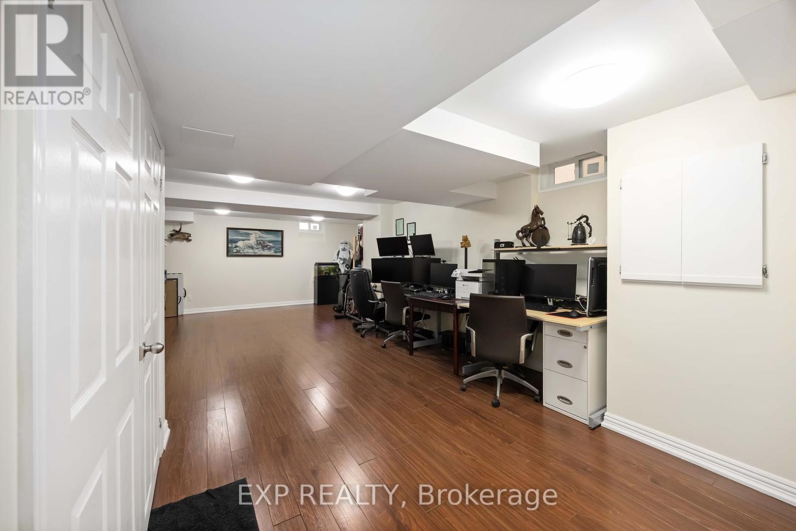 Single Family House for Sale in  SASSAFRAS CIRCLE Vaughan (Patterson) 