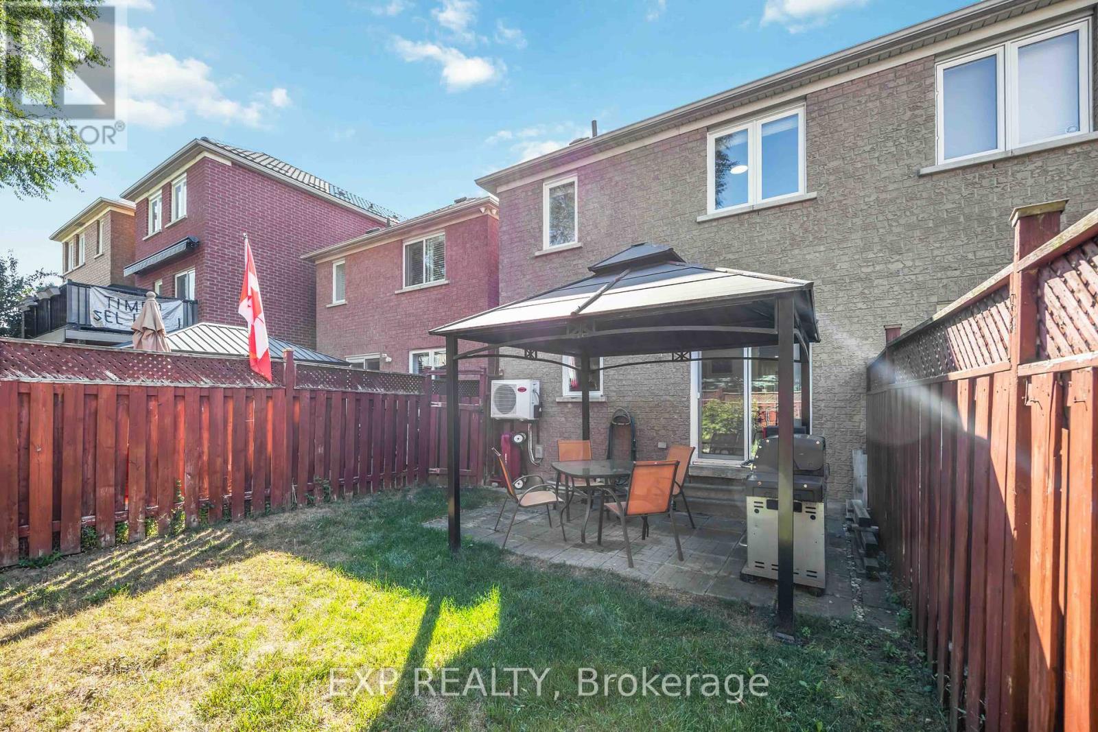 Single Family House for Sale in  SASSAFRAS CIRCLE Vaughan (Patterson) 