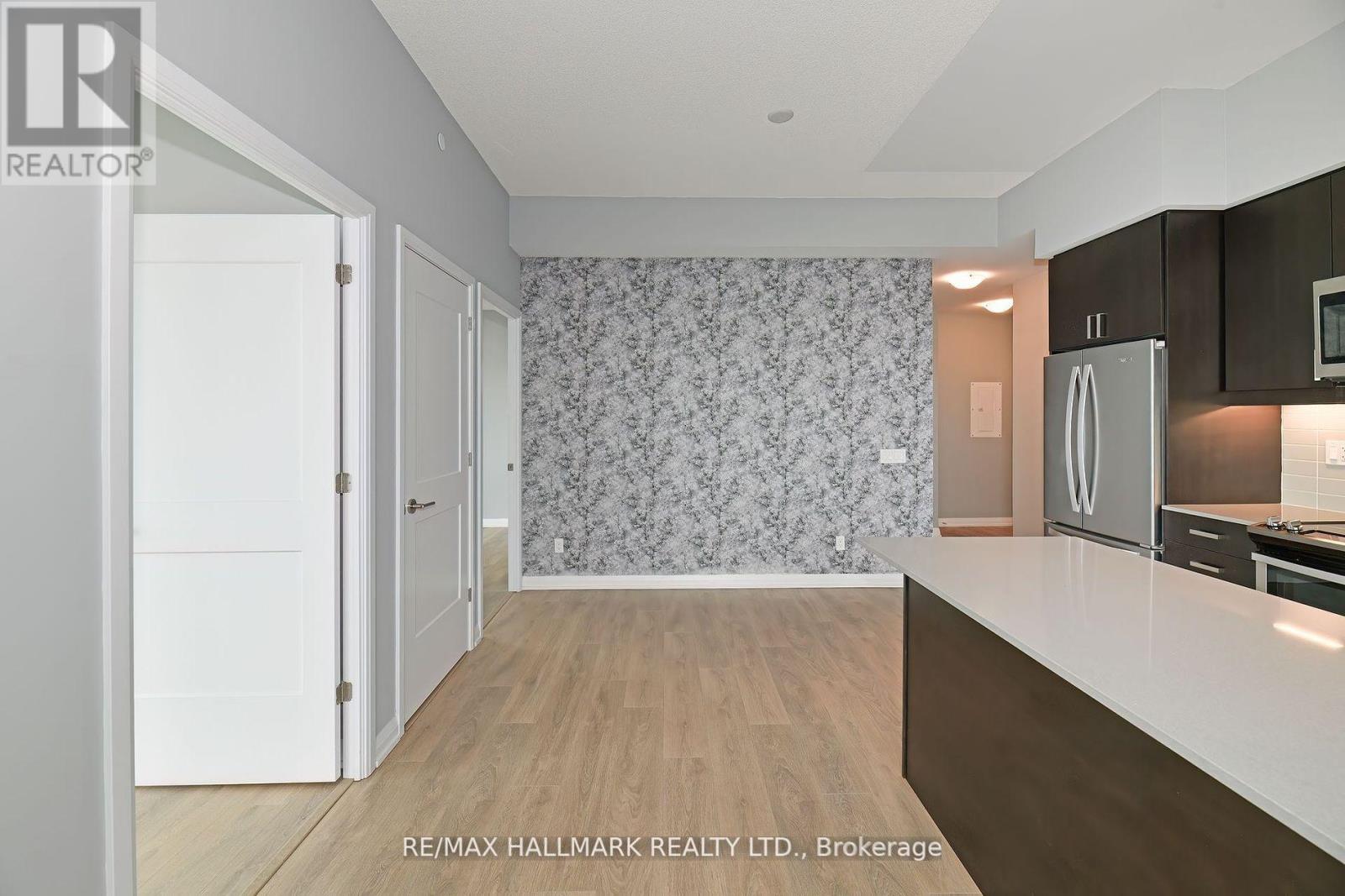 Photo 3 of 906 7895 Jane Street, Vaughan ON