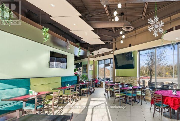 Business for Sale in    DUFFERIN STREET Vaughan (Patterson) 