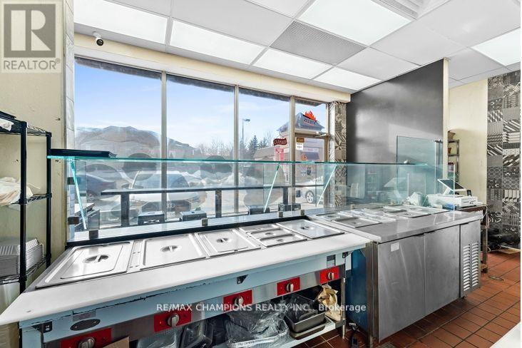 Business for Sale in    DUFFERIN STREET Vaughan (Patterson) 