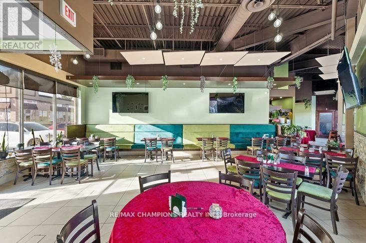 Business for Sale in    DUFFERIN STREET Vaughan (Patterson) 