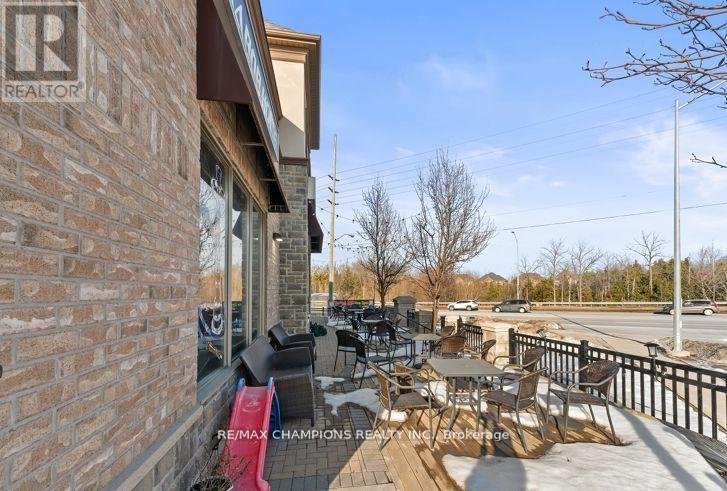 Business for Sale in    DUFFERIN STREET Vaughan (Patterson) 