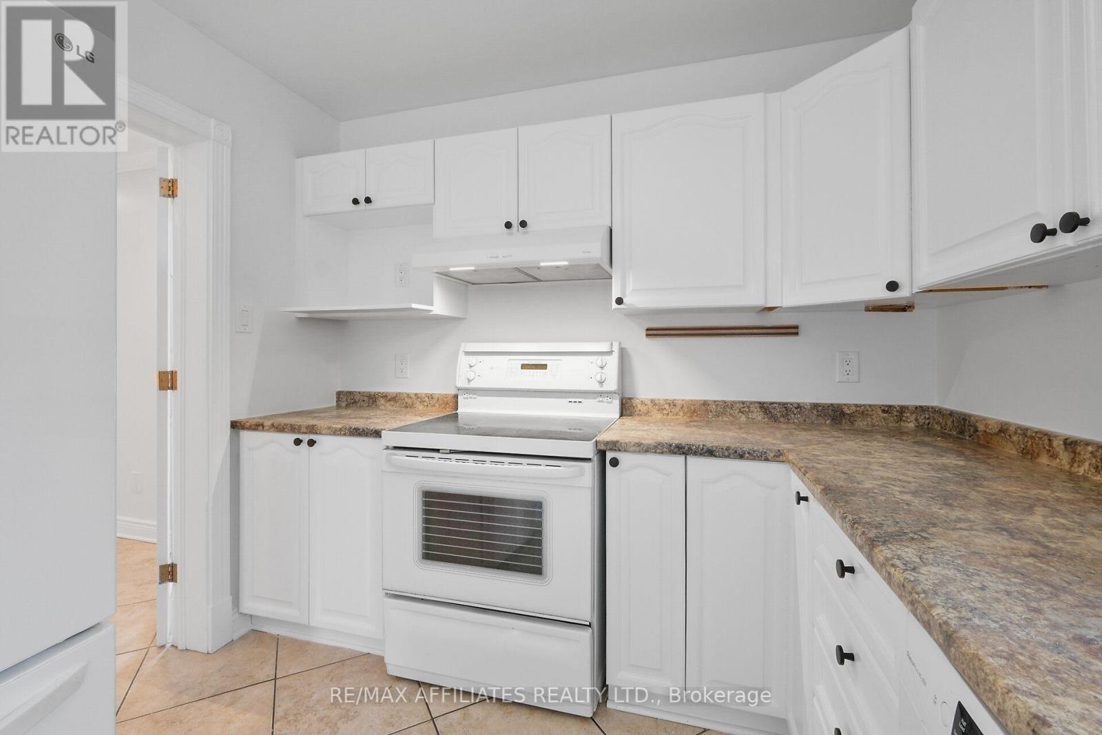 Photo 27 of 6557 Morningview Street, Ottawa ON