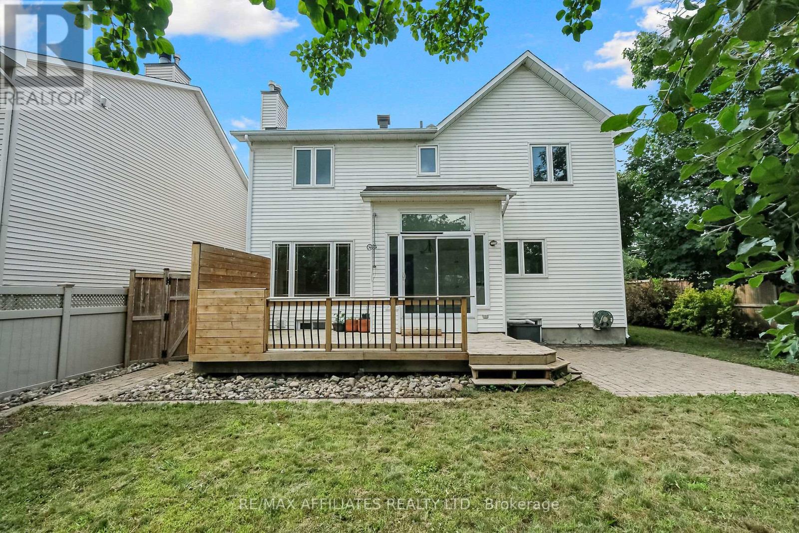 Photo 21 of 6557 Morningview Street, Ottawa ON