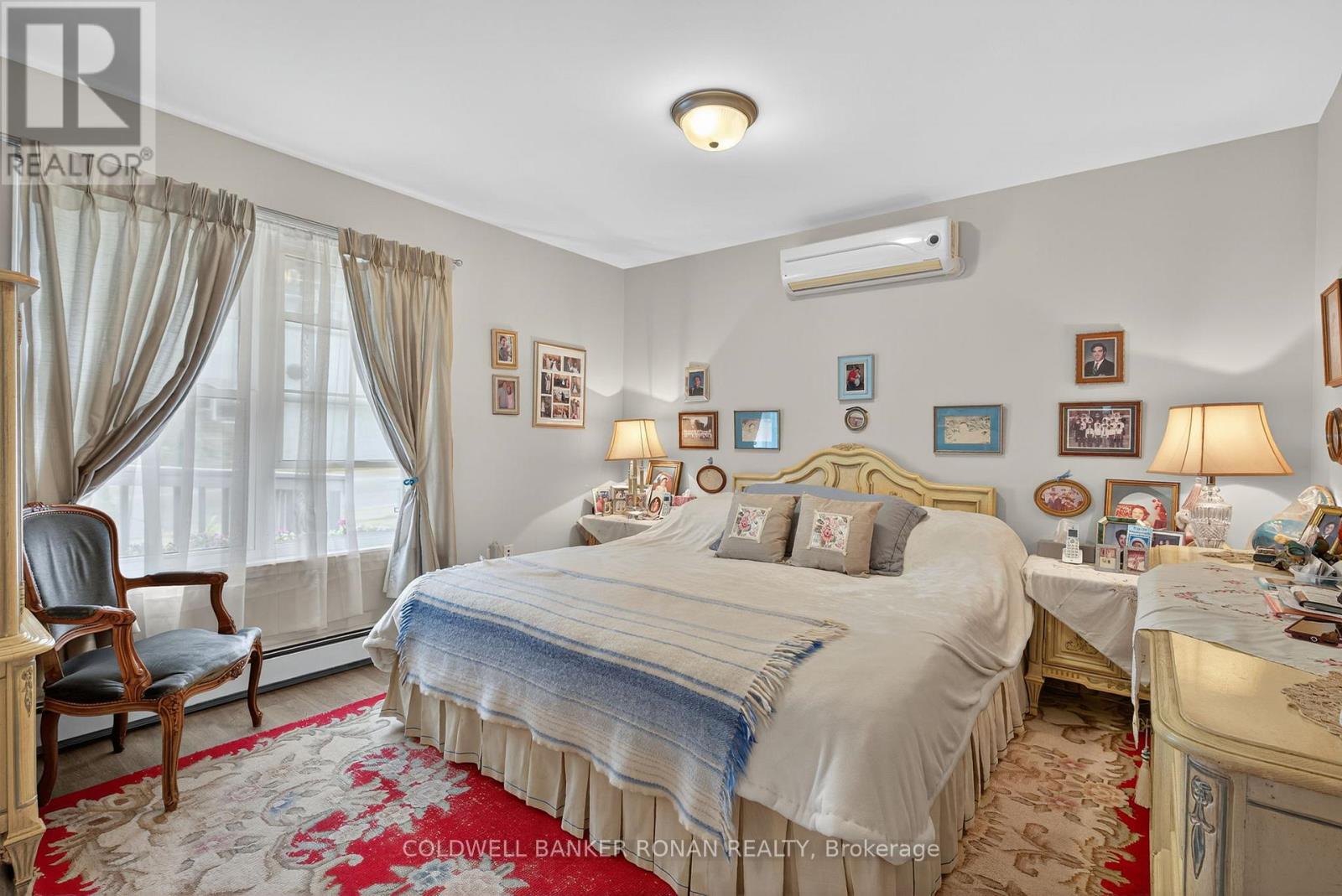 Photo 1 of 172 William Street W, Tay ON