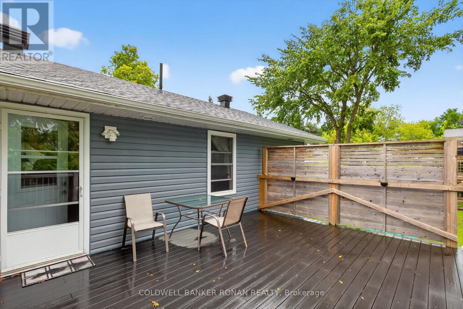 Photo 18 of 172 William Street W, Tay ON