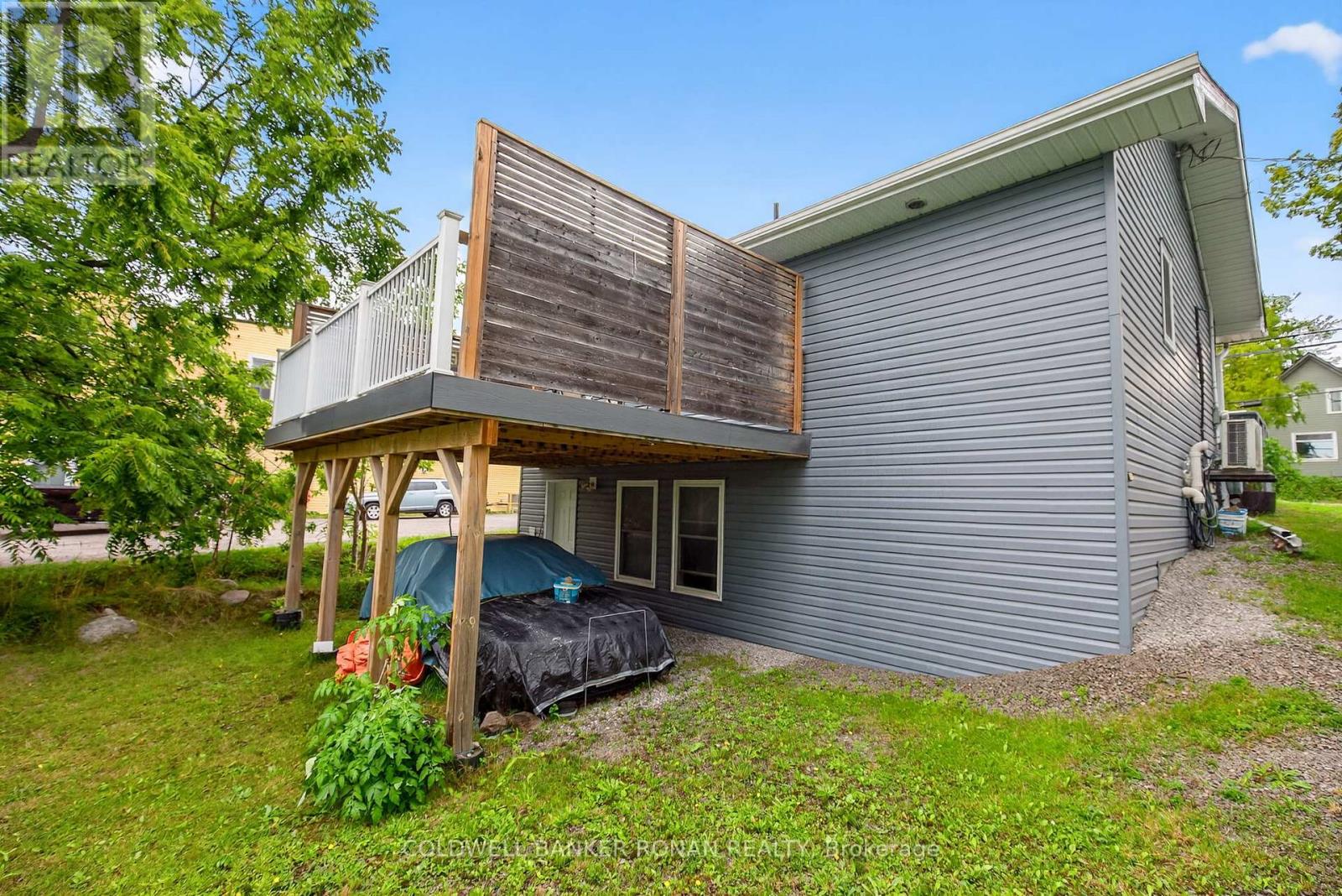 Photo 32 of 172 William Street W, Tay ON