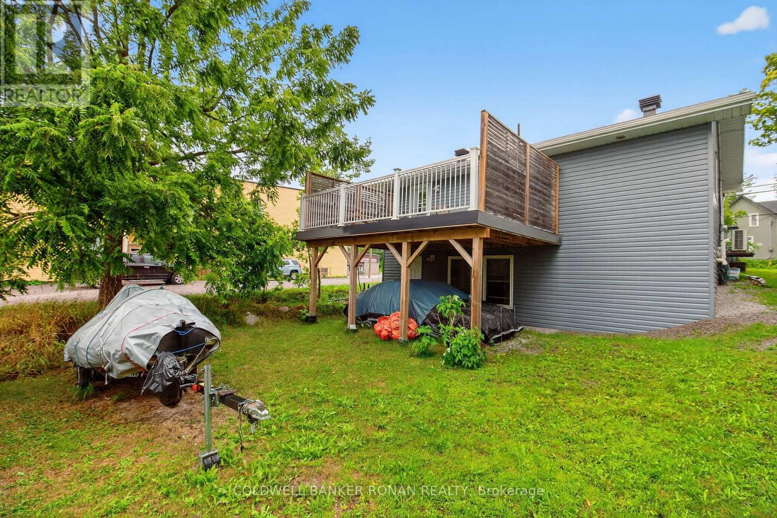 Photo 19 of 172 William Street W, Tay ON