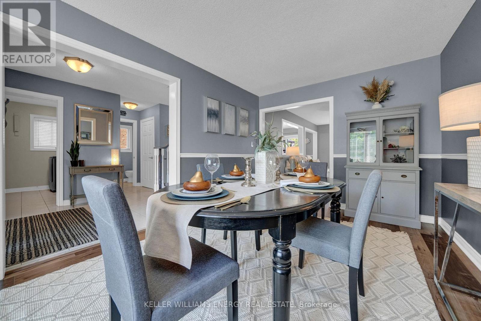 Photo 14 of 99 Parnell Crescent, Whitby ON