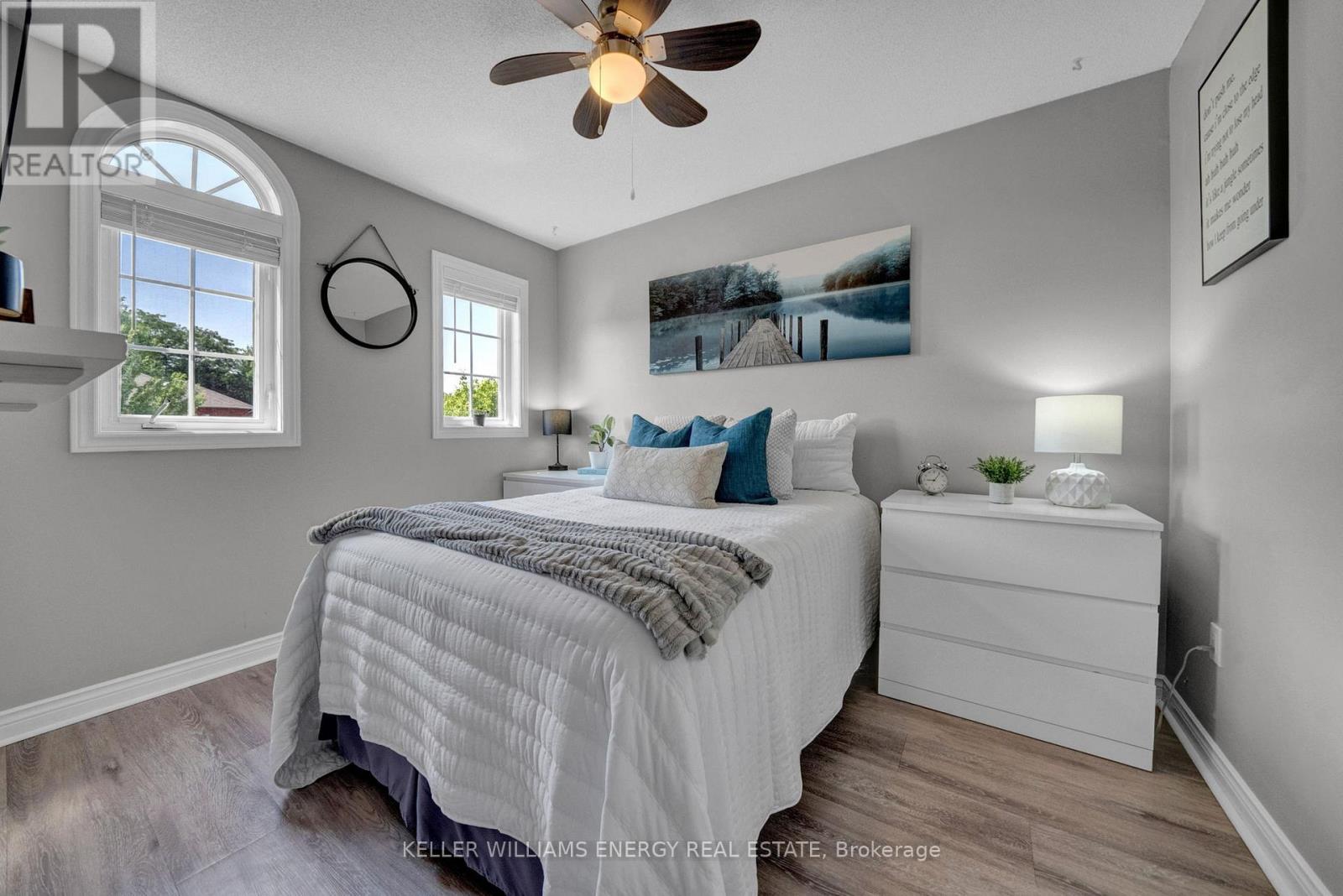 Photo 29 of 99 Parnell Crescent, Whitby ON