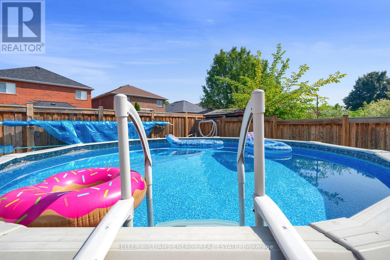 Photo 47 of 99 Parnell Crescent, Whitby ON