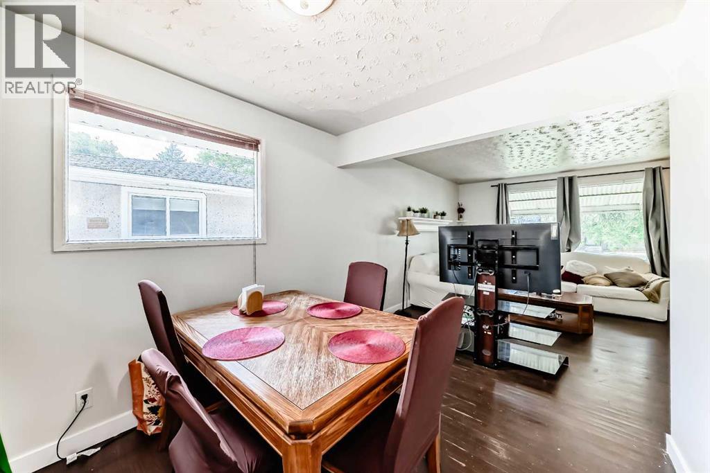 Photo 46 of 2208 47 Street Se, Calgary AB
