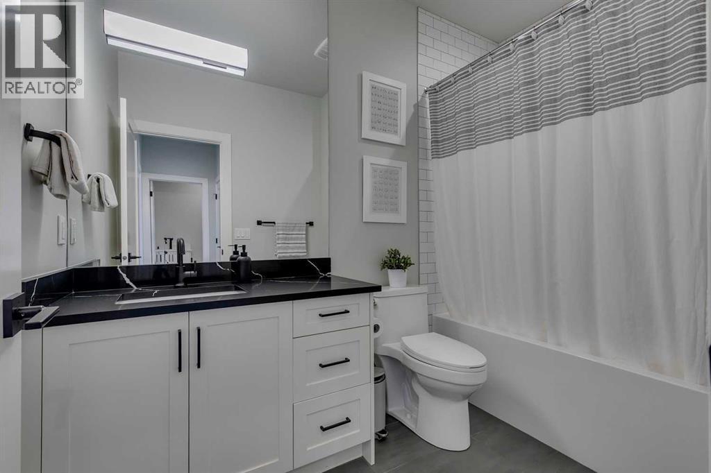 Photo 30 of 618 Burns Avenue Se, Calgary AB