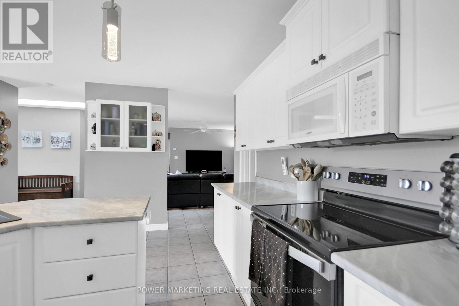 Photo 5 of 1441 Stagecoach Road, Ottawa ON
