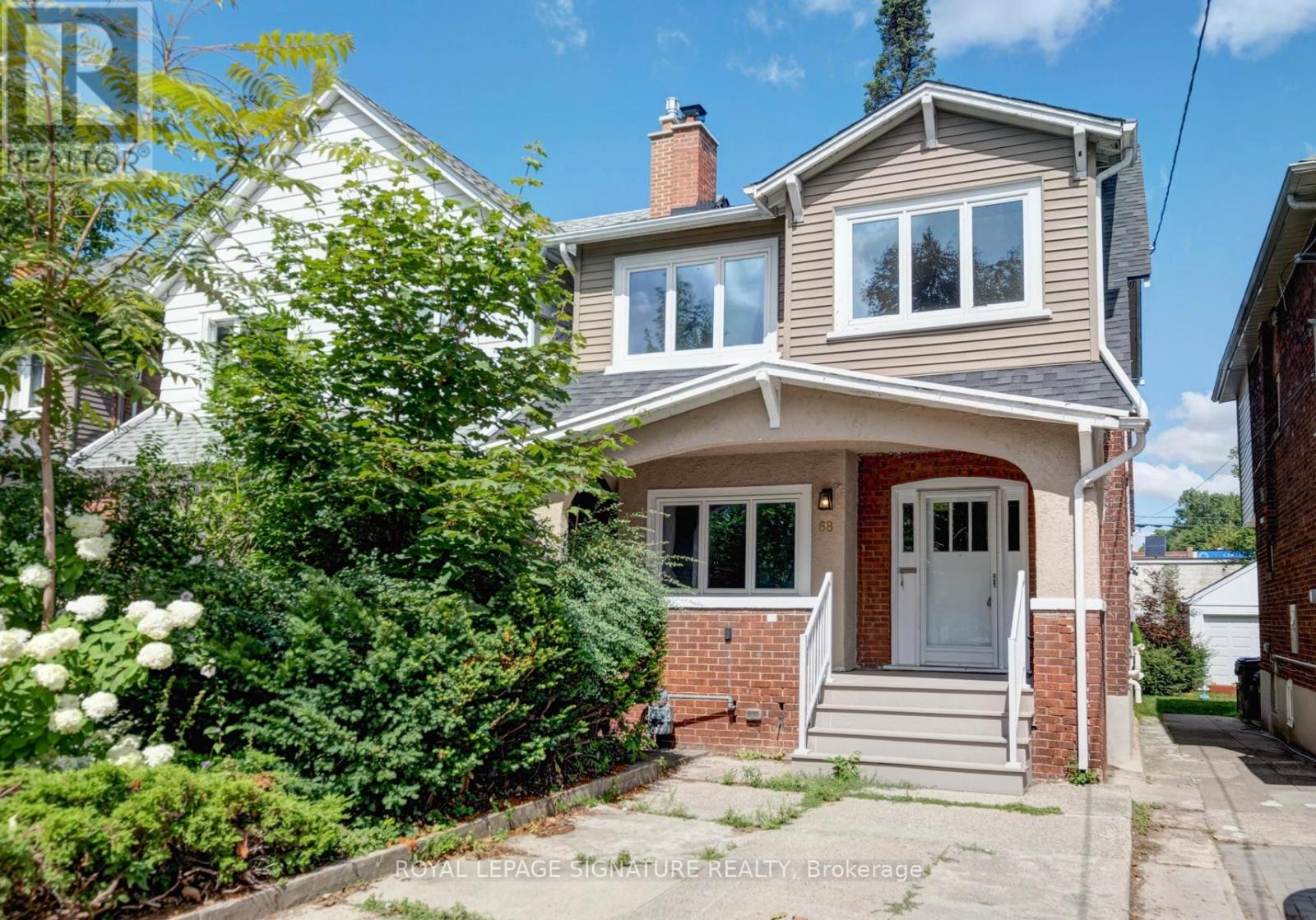 Photo 2 of 68 Ostend Avenue, Toronto ON